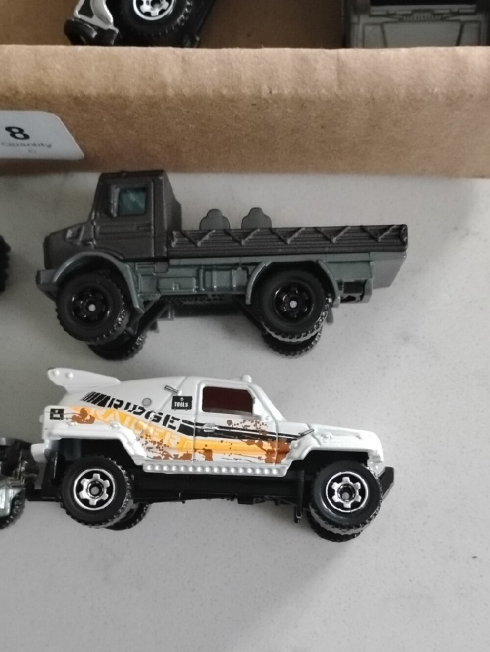 20 Pc Jurassic World And Other Rugged Hot Wheels, Matchbox Cars - Picture 4 of 10